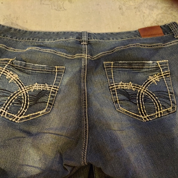 Jeans - Picture 4 of 4